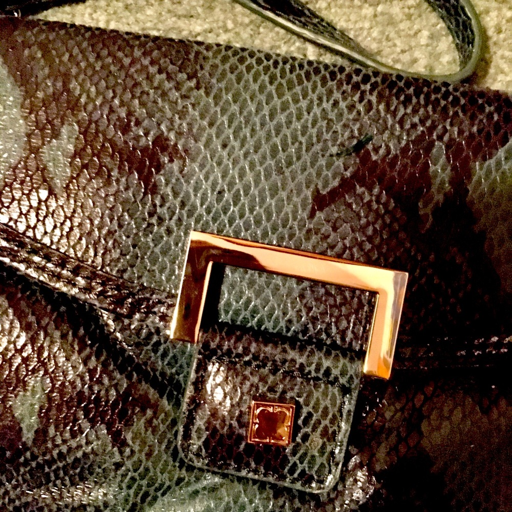 Liz Claiborne dark green/black snakeskin clutch